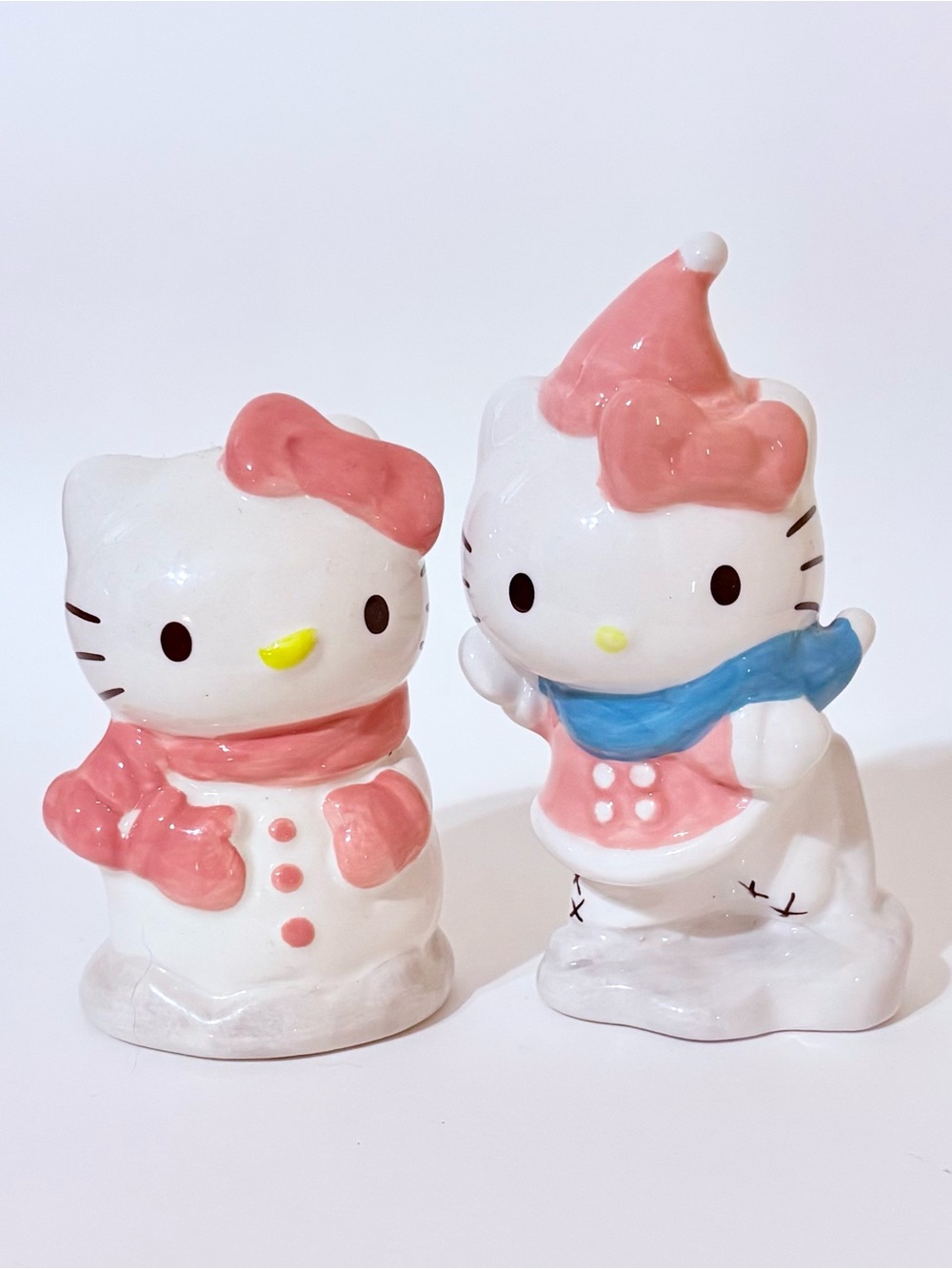 Hello Kitty Salt & Pepper